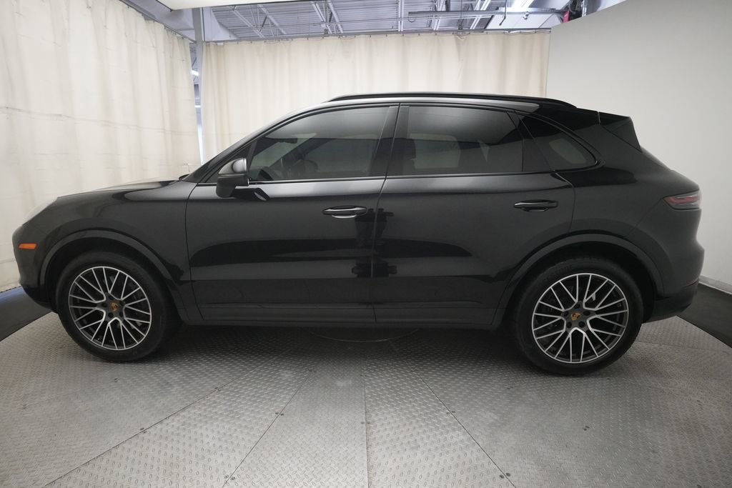 Certified 2021 Porsche Cayenne AWD/4WD image 8