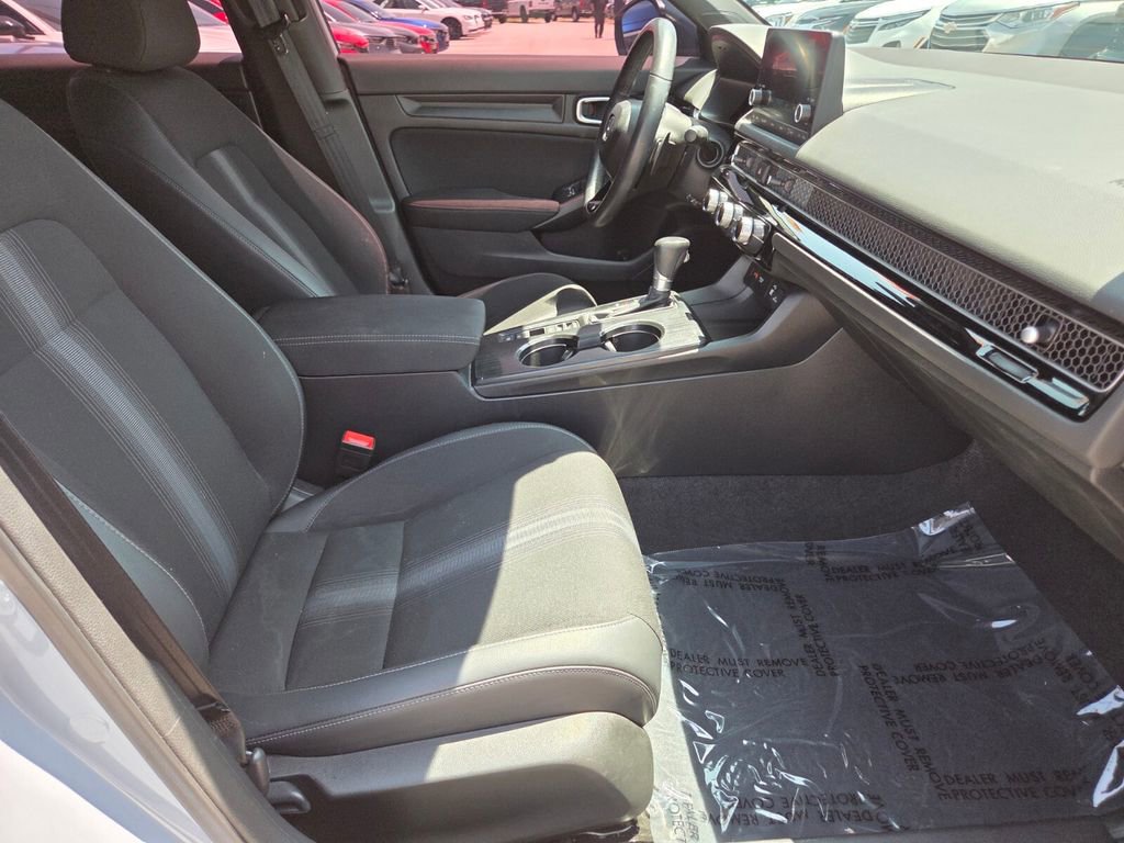 Used 2024 Honda Civic Sport image 10