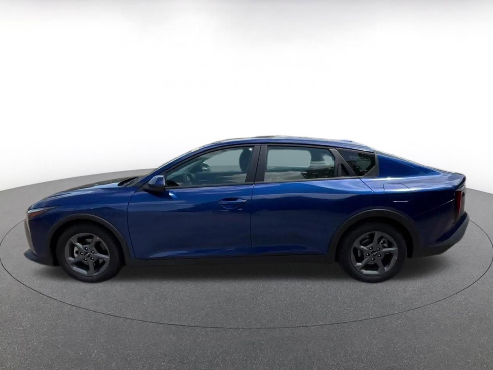 Used 2025 Kia K4 FWD image 9