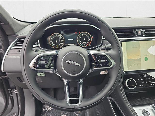 New 2026 Jaguar F-PACE R-Dynamic S AWD/4WD image 16