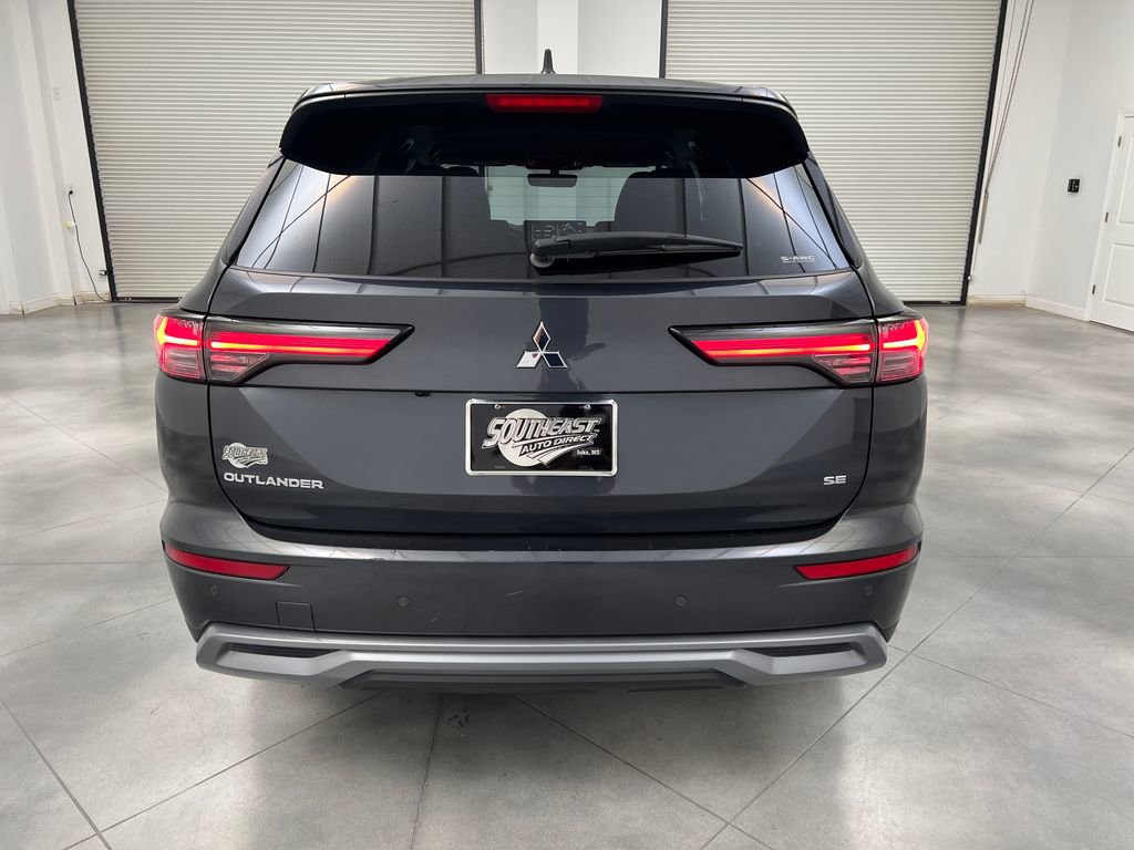 Used 2025 Mitsubishi Outlander SE AWD/4WD image 6