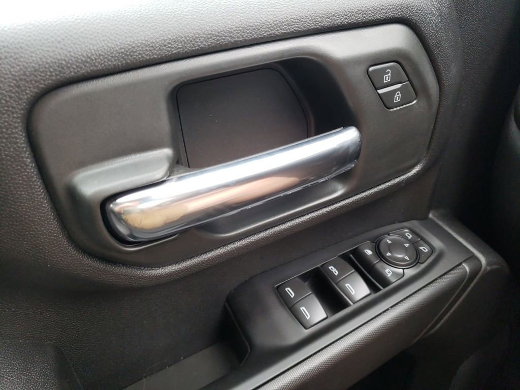 New 2026 Chevrolet Silverado 2500 Custom w/ Custom Value Package image 11