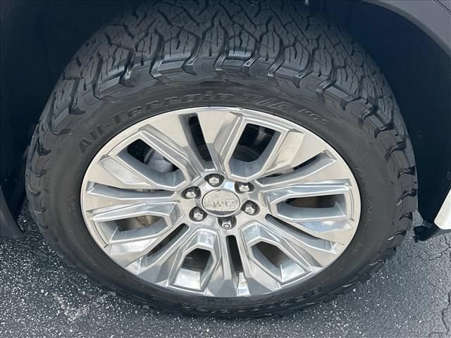 Certified 2021 GMC Sierra 1500 Denali w/ Denali Ultimate Package AWD/4WD image 36