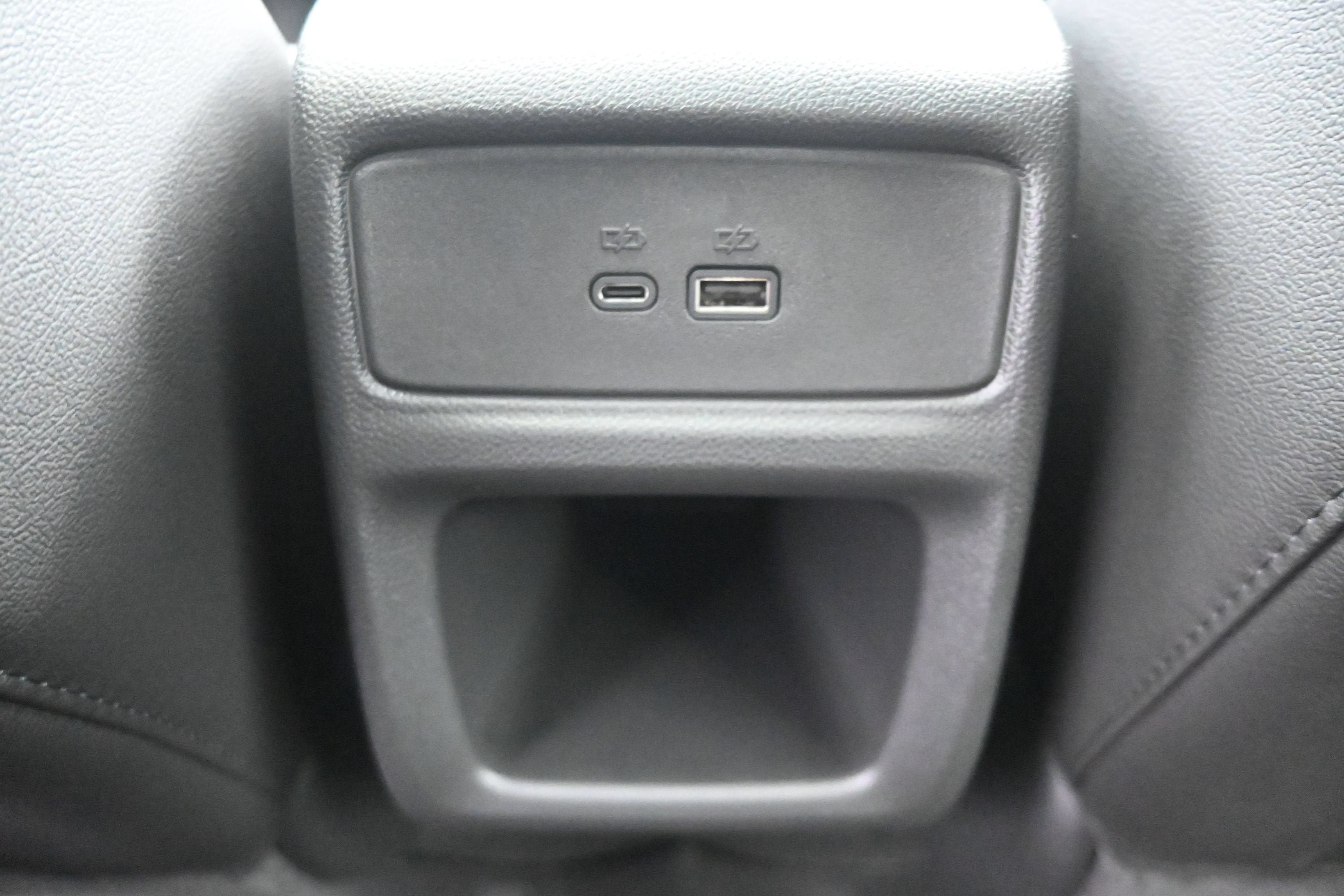 New 2026 Chevrolet Trax LT w/ Sunroof Package FWD image 25