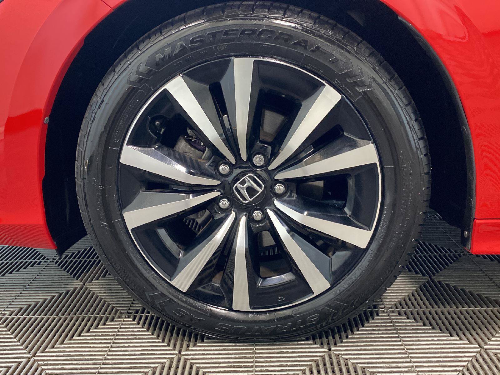 Used 2024 Honda Civic EX image 10