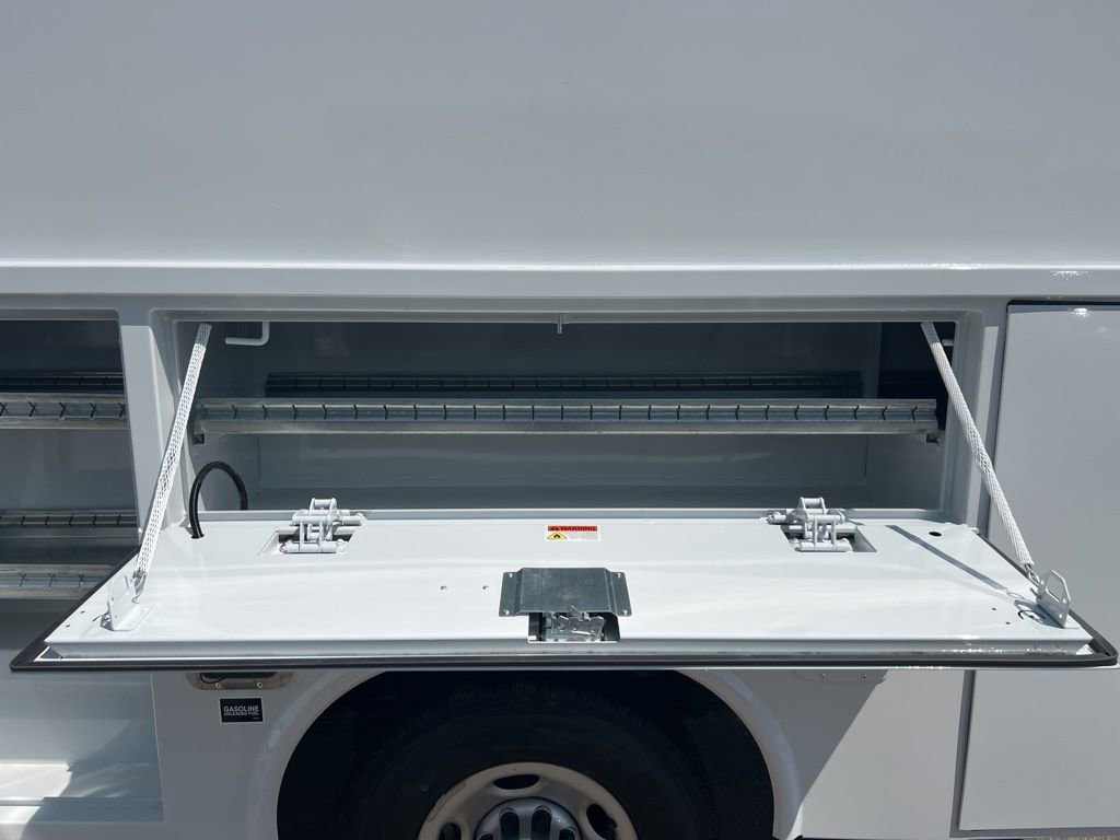 New 2025 Chevrolet Express 3500 w/ Power Convenience Package image 12
