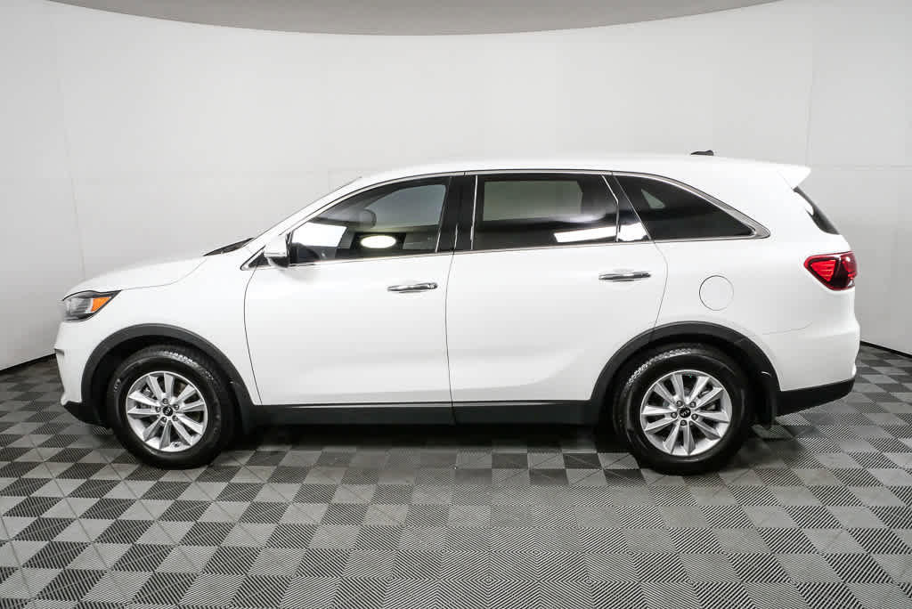Used 2020 Kia Sorento LX image 28