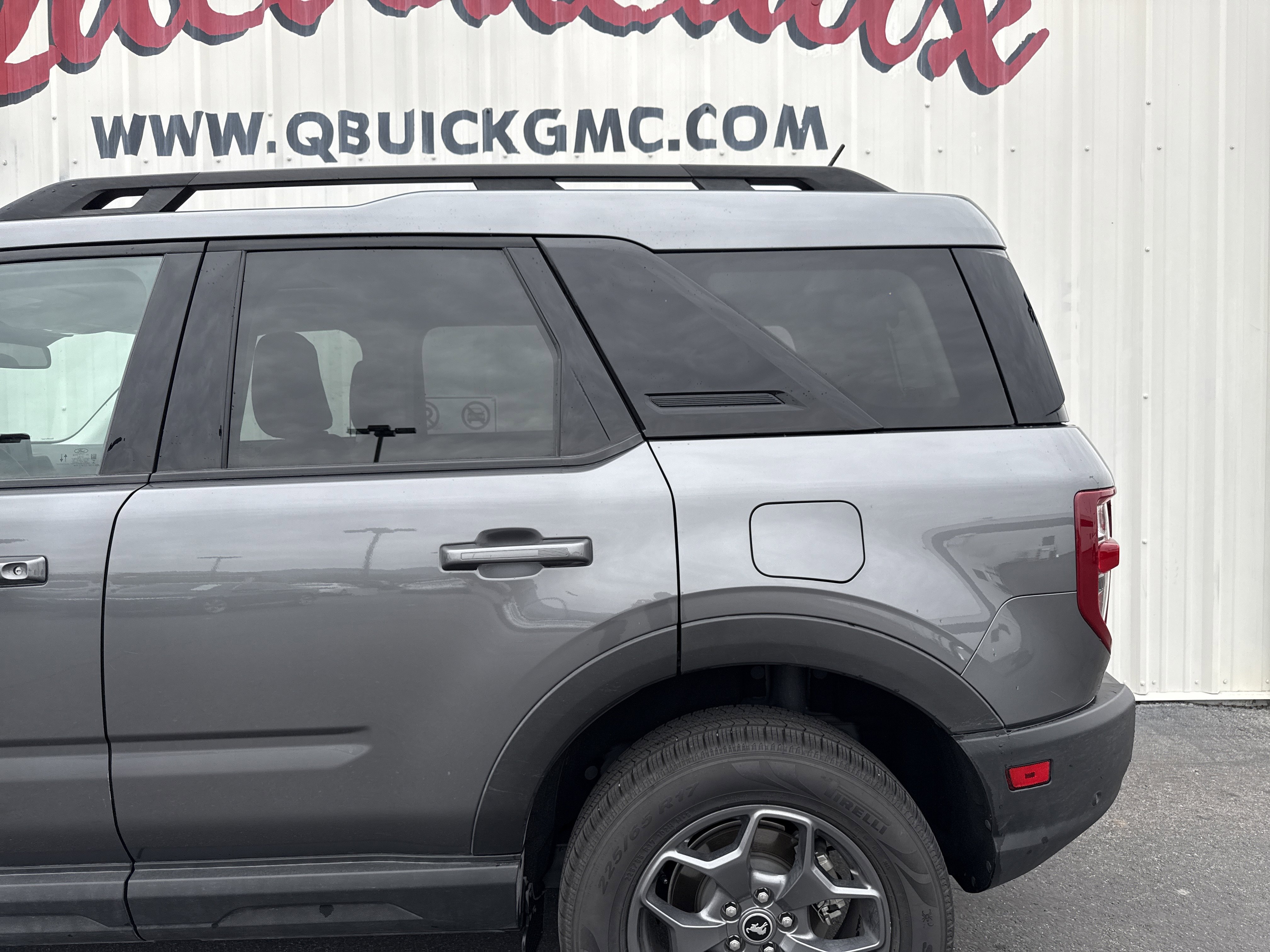 Used 2022 Ford Bronco Sport Badlands w/ Premium Package image 3