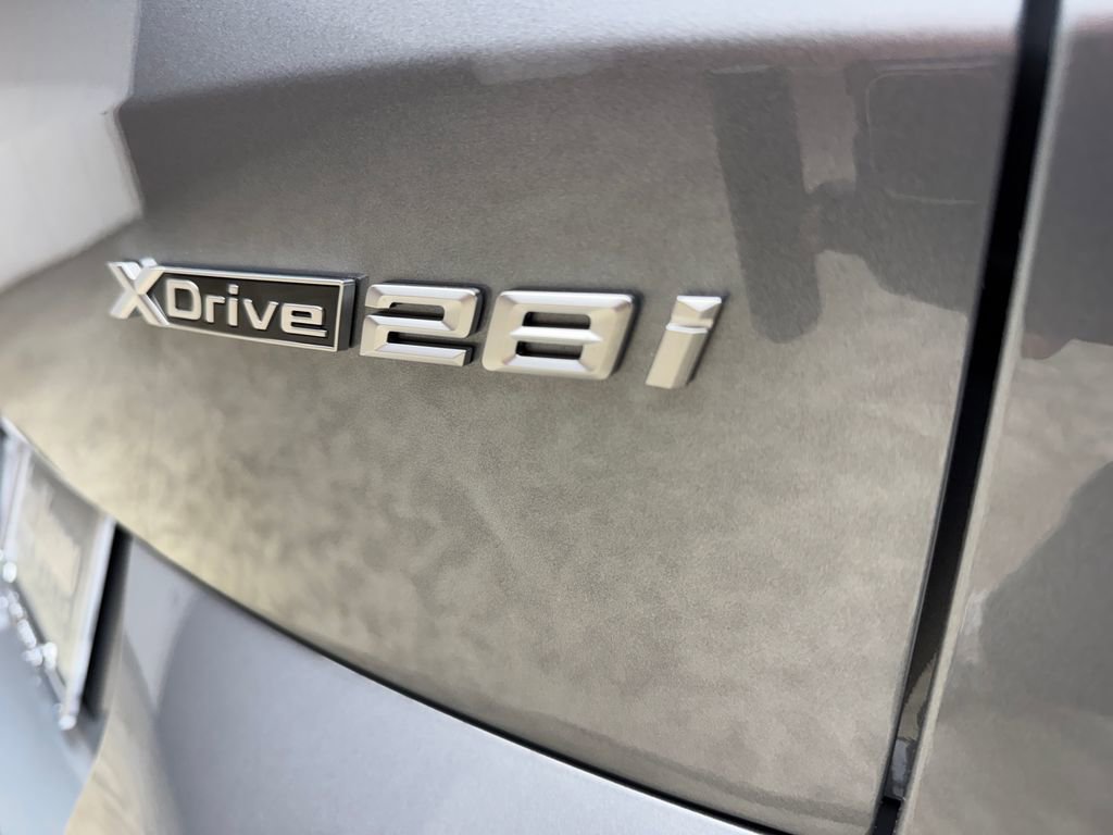 New 2026 BMW X2 xDrive28i image 5