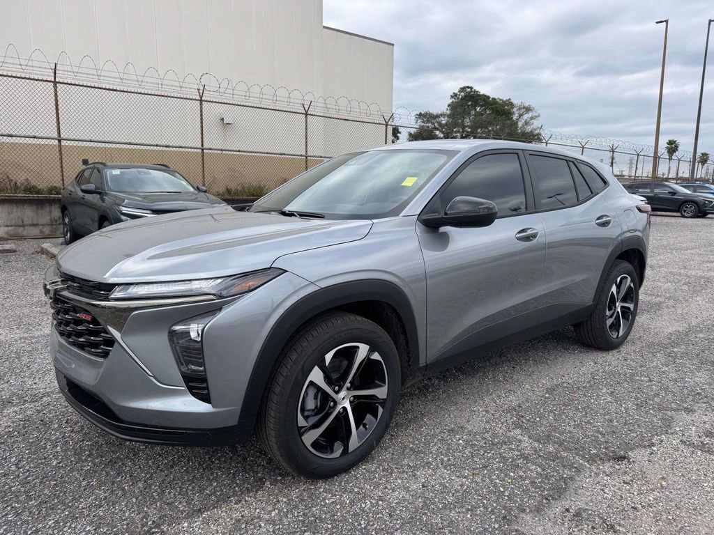 New 2026 Chevrolet Trax RS w/ Sunroof Package video 3