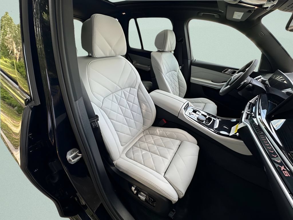 New 2026 BMW X5 M60i AWD/4WD image 24