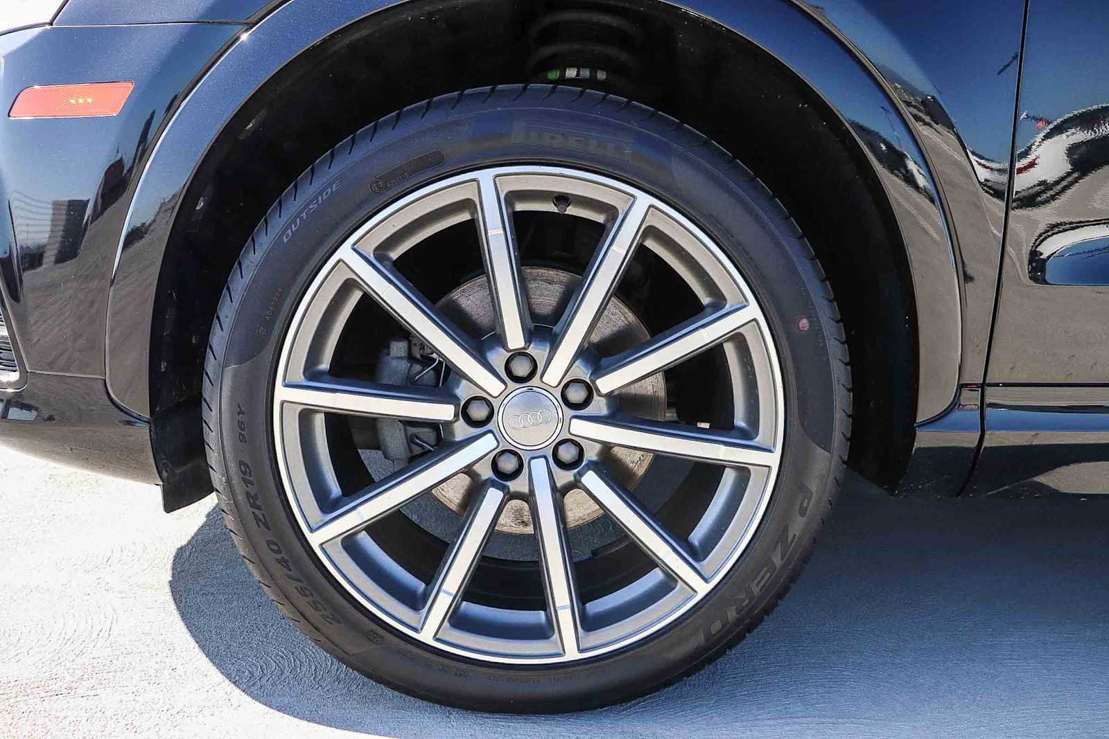 Used 2018 Audi Q3 2.0T Premium Plus w/ Premium Plus Package image 14