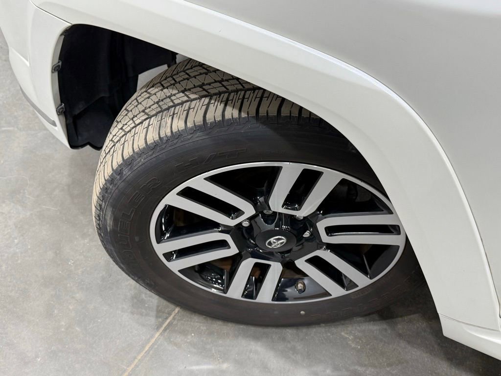 Used 2020 Toyota 4Runner Limited image 43