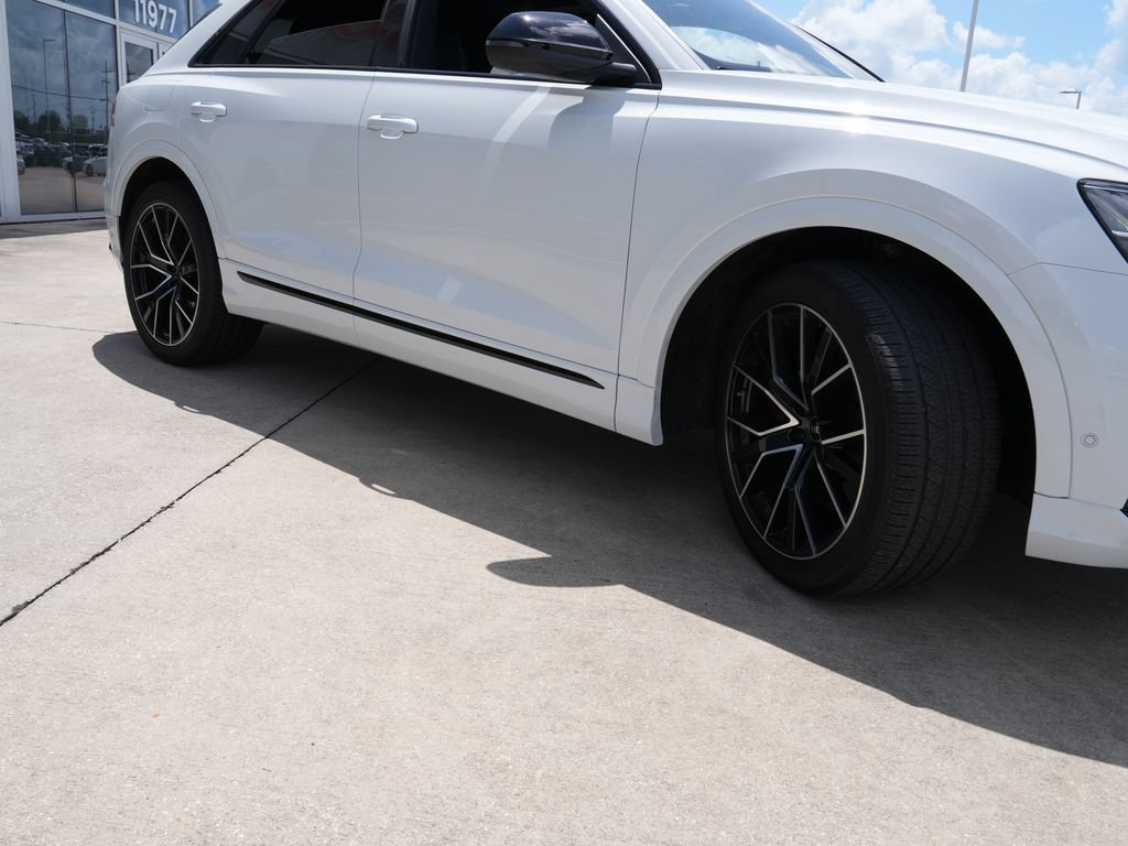 Used 2023 Audi SQ8 Prestige AWD/4WD image 12