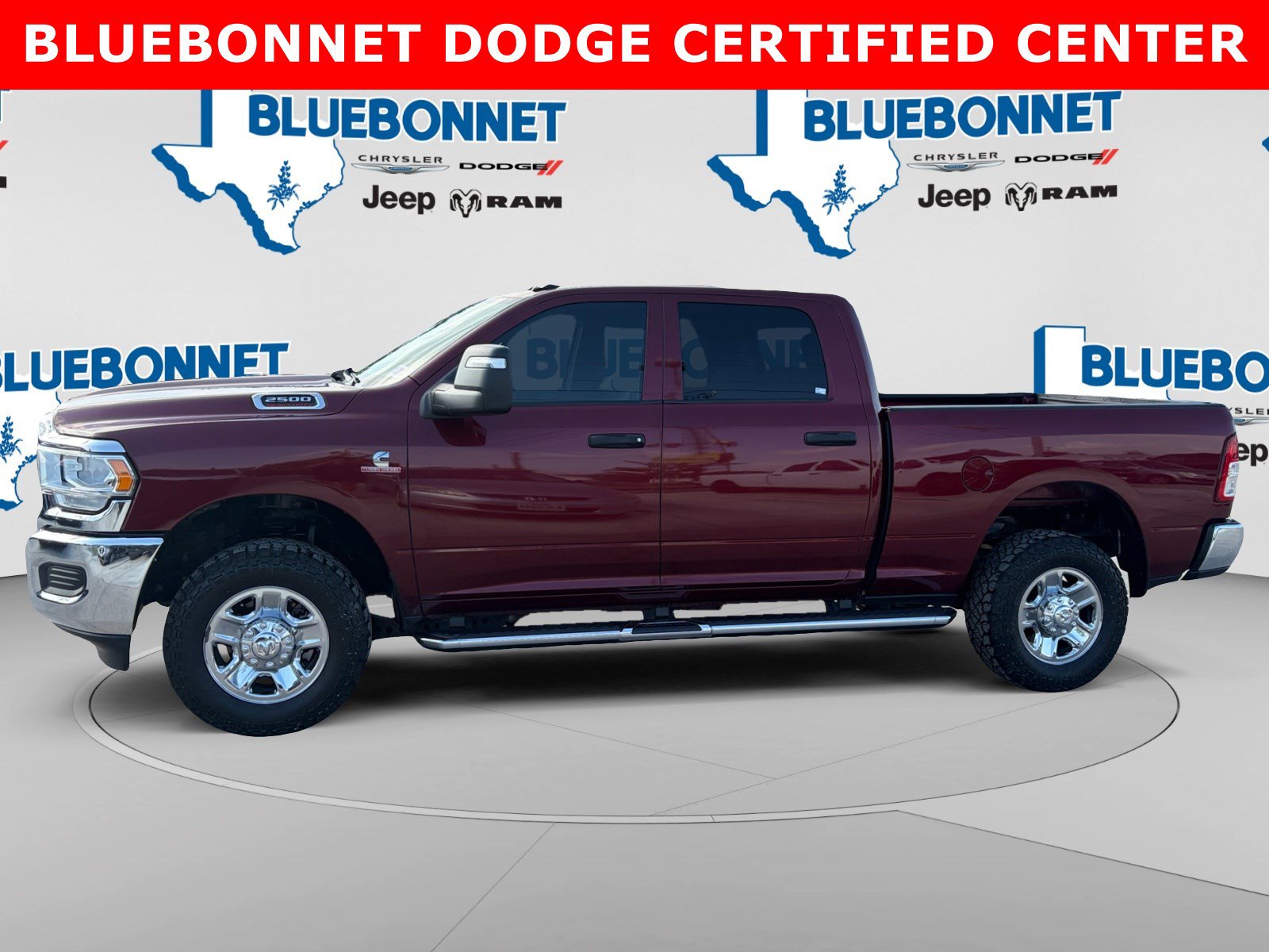Used 2024 RAM 2500 Tradesman w/ Chrome Appearance Group AWD/4WD image 8