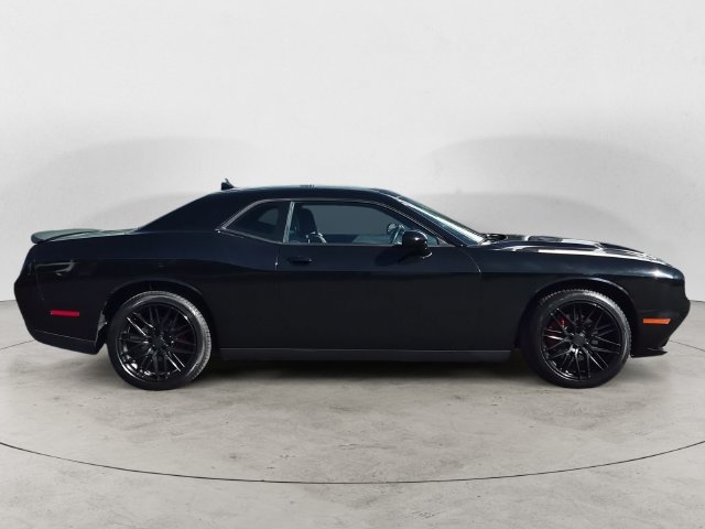 Used 2018 Dodge Challenger R/T Plus RWD image 4