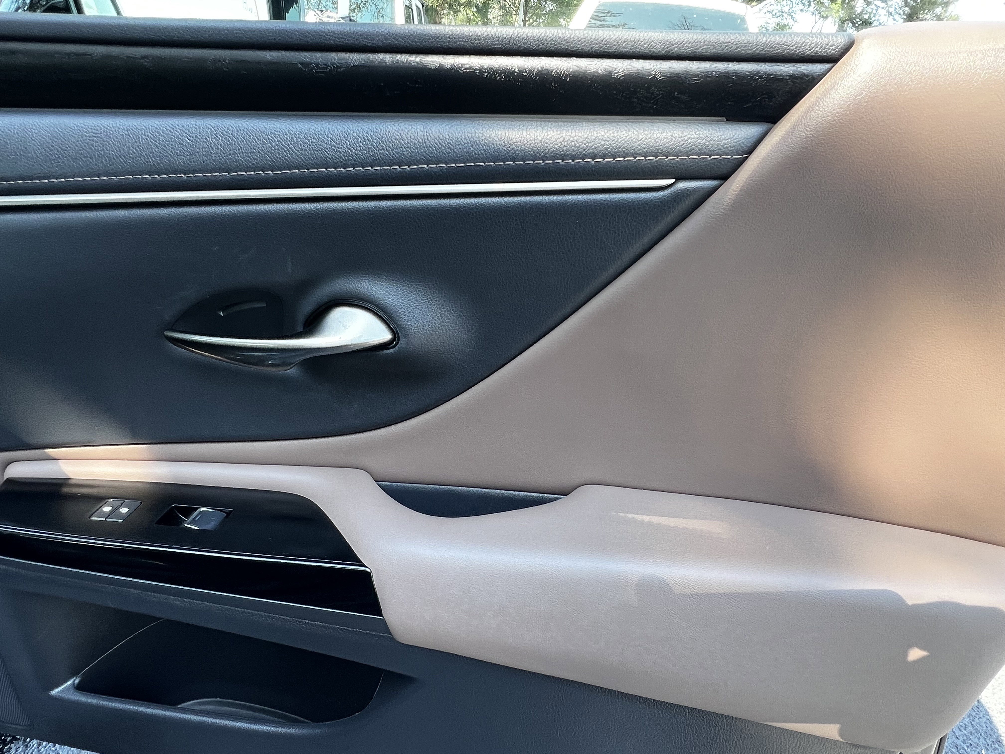 Certified 2023 Lexus ES 350 350 w/ Premium Package image 42