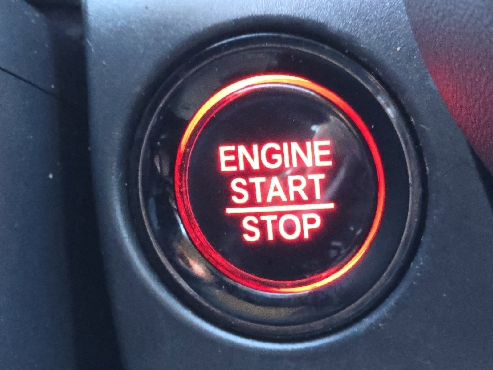 Used 2025 Honda HR-V LX image 11