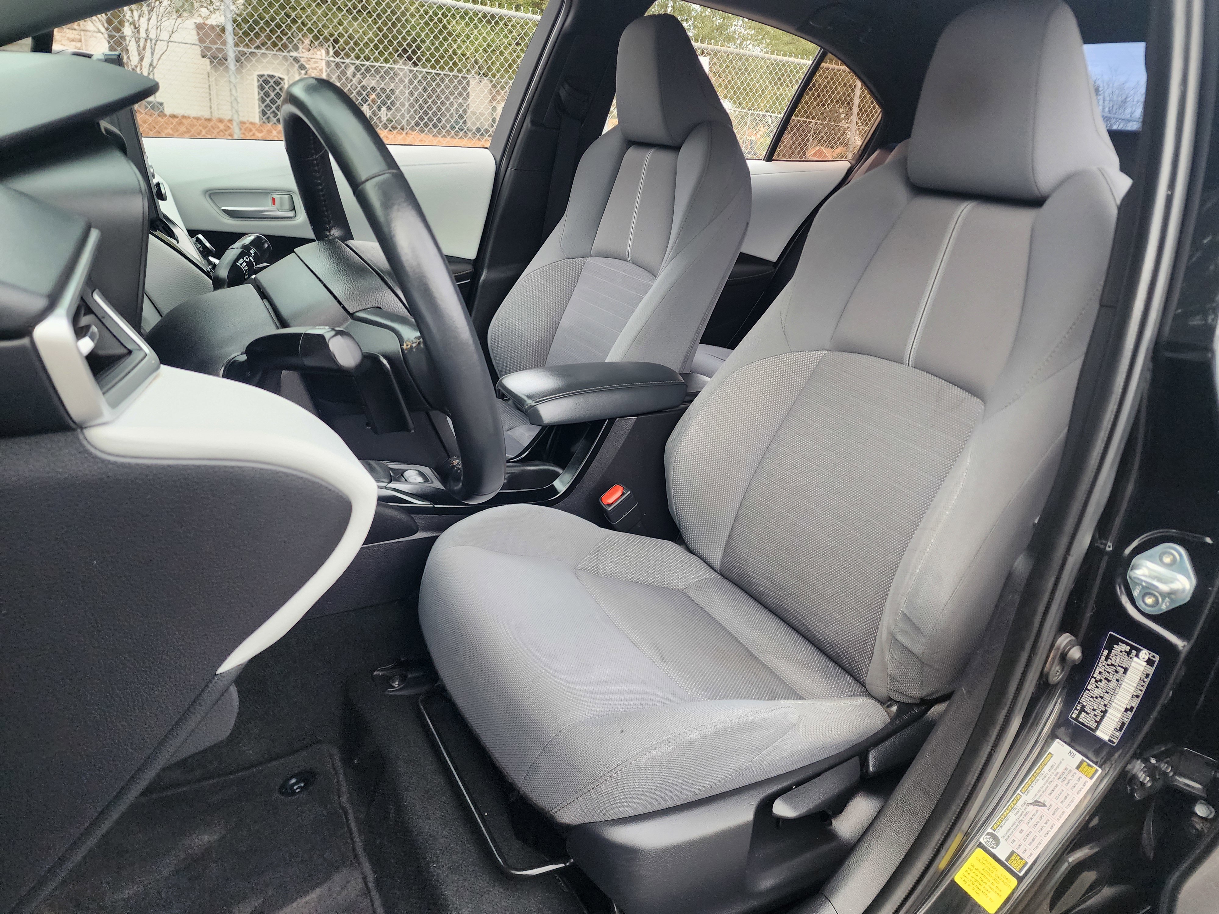 Used 2022 Toyota Corolla SE FWD image 24
