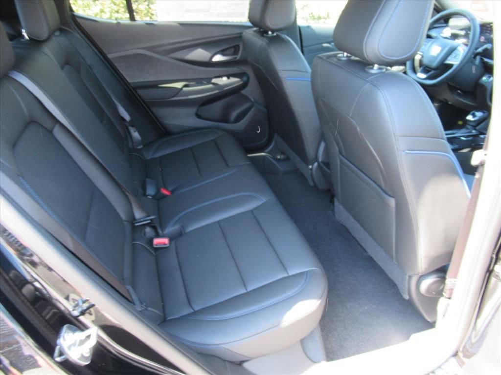 New 2026 Buick Envista Sport Touring FWD image 25
