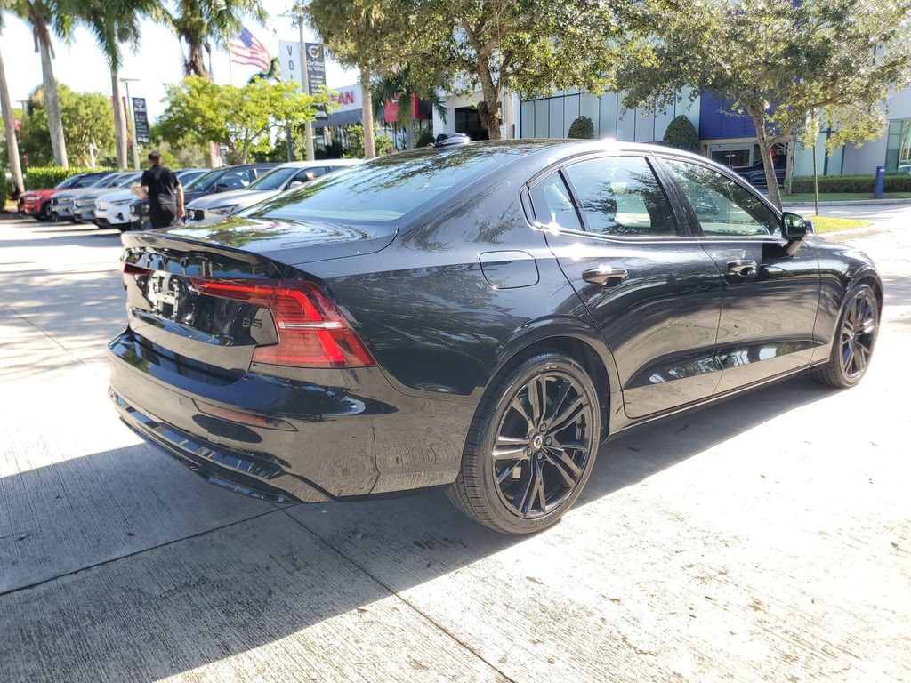 Certified 2024 Volvo S60 B5 Plus FWD image 5