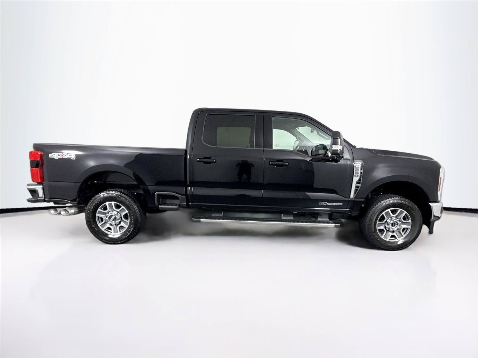 Used 2026 Ford F250 Lariat AWD/4WD image 11