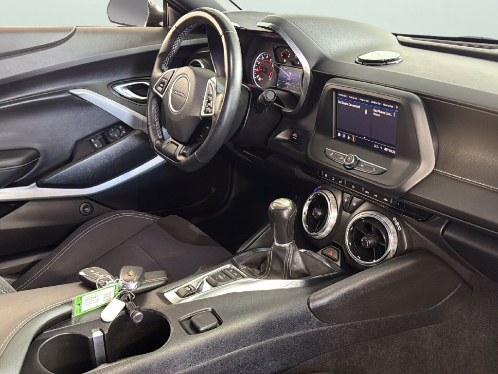 Used 2020 Chevrolet Camaro LS RWD image 30
