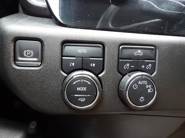 Certified 2023 Chevrolet Silverado 1500 LT AWD/4WD image 20