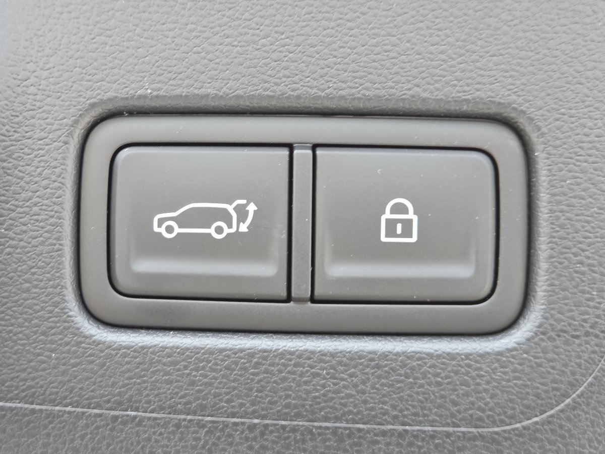 New 2027 Hyundai Santa Fe SE FWD image 21