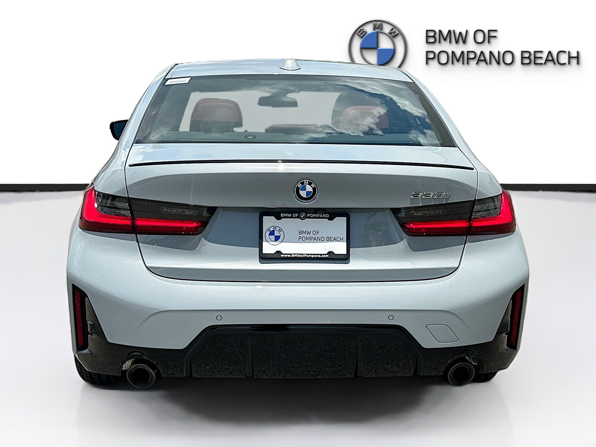 New 2026 BMW 330i Sedan w/ M Sport Package RWD image 5