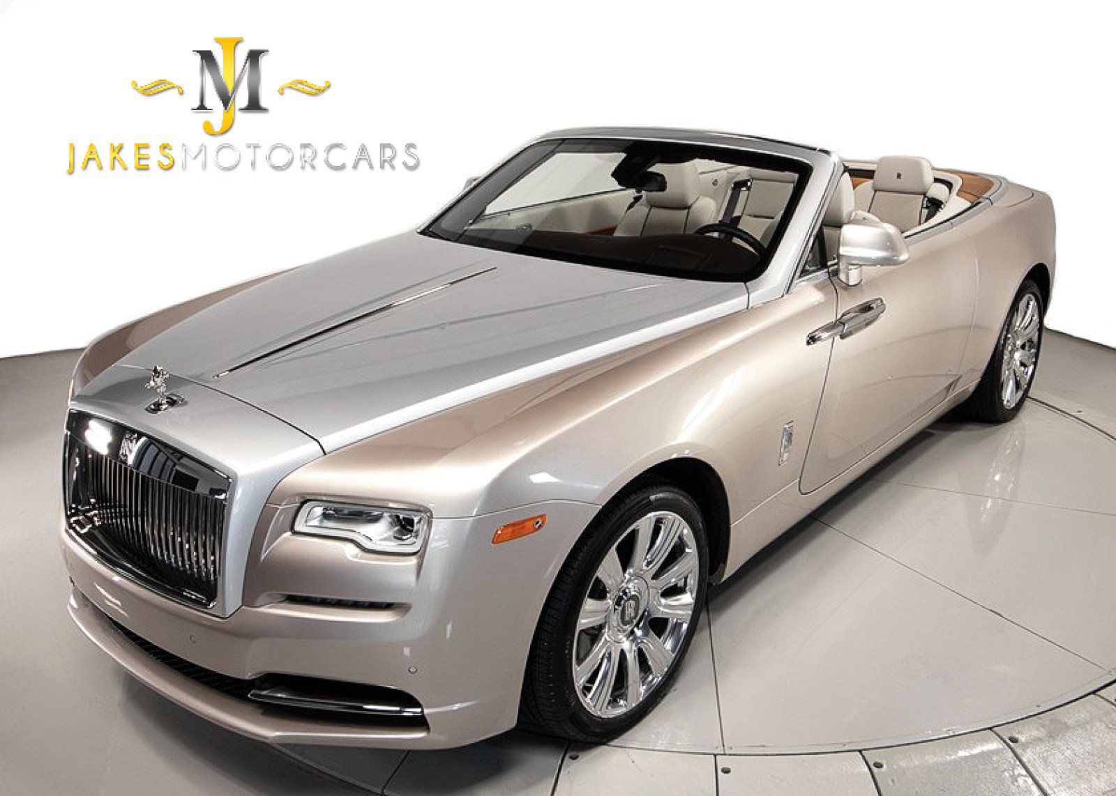 Used 2019 Rolls-Royce Dawn image 19