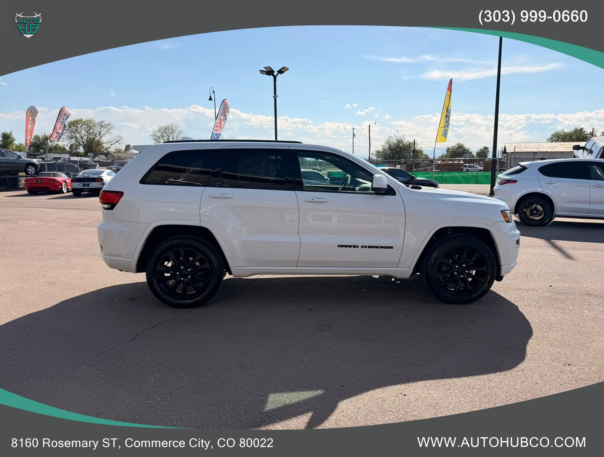 Used 2020 Jeep Grand Cherokee Altitude AWD/4WD image 4