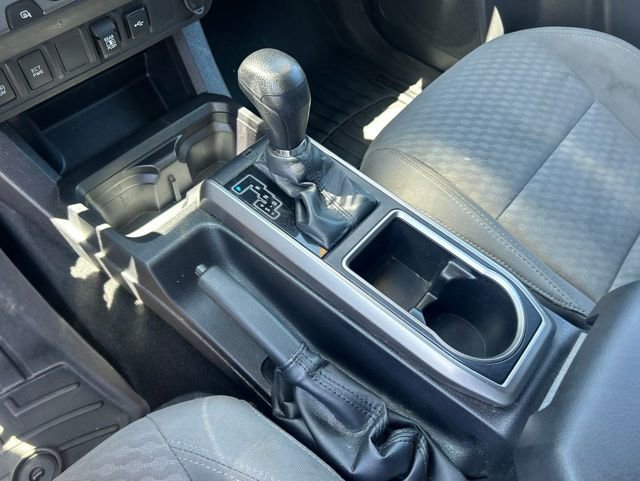 Used 2022 Toyota Tacoma SR5 w/ Technology Package RWD image 24