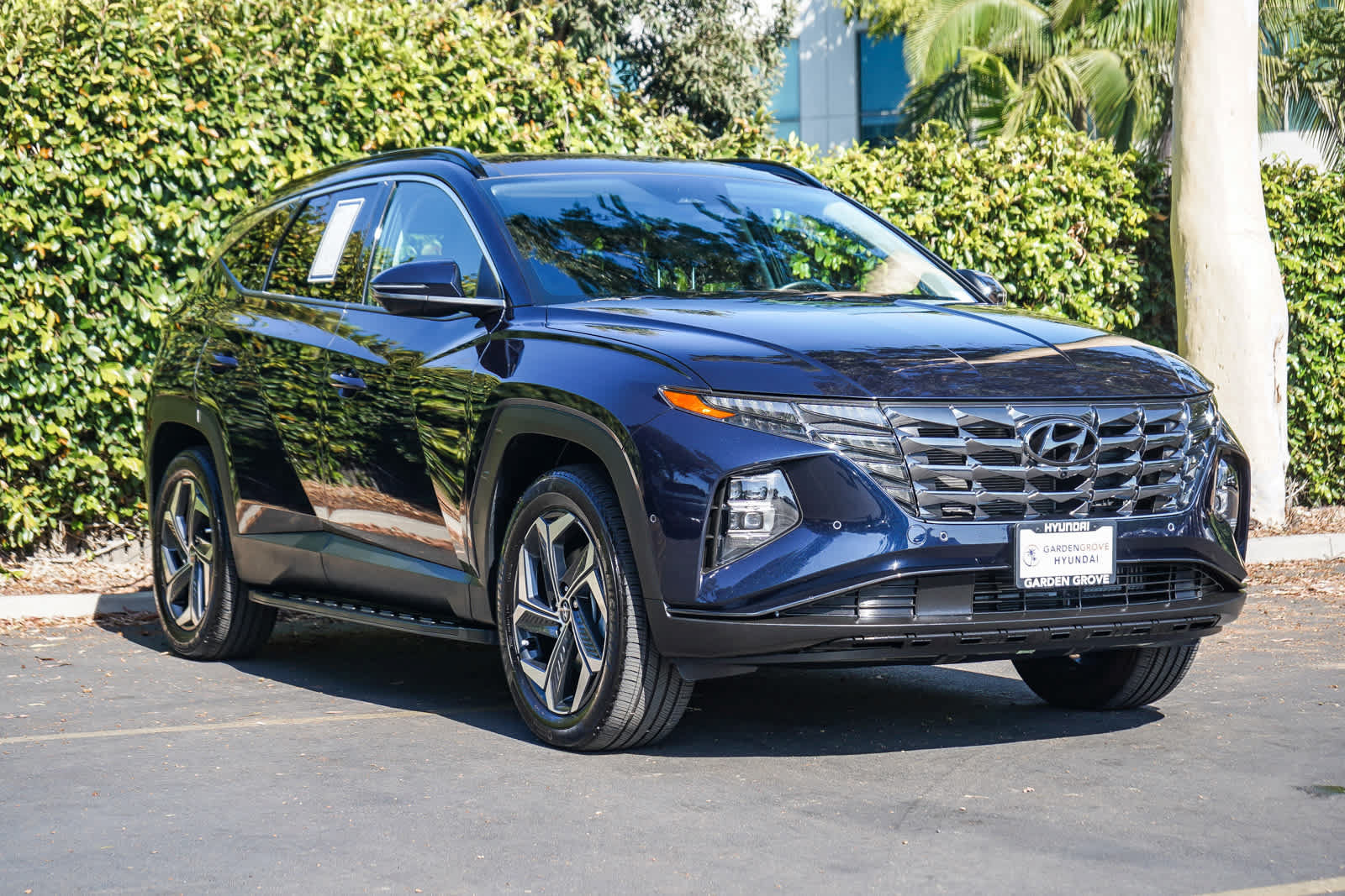 Certified 2024 Hyundai Tucson Limited AWD/4WD image 3