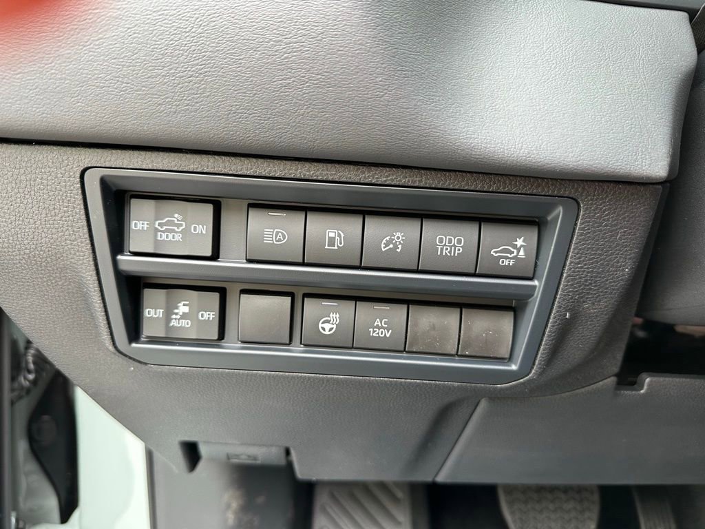 New 2025 Toyota Tundra Platinum image 11