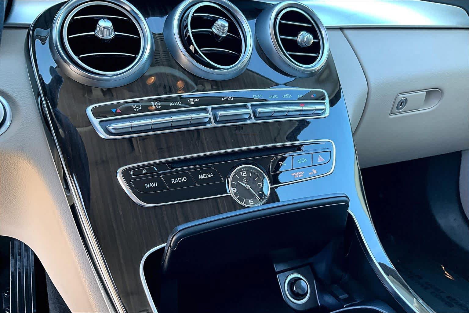 Used 2017 Mercedes-Benz C 300 4MATIC Sedan image 35