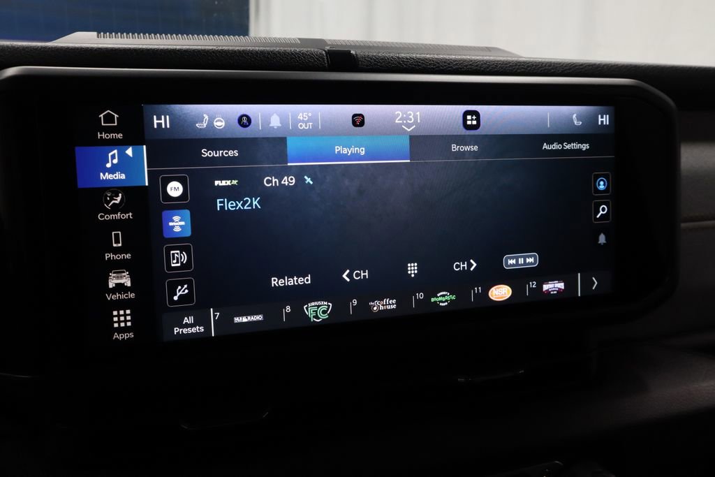 Used 2024 Jeep Wrangler Unlimited image 2