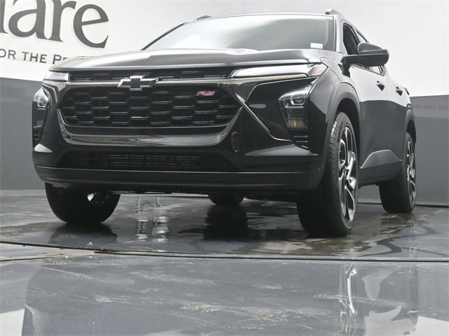 New 2026 Chevrolet Trax RS w/ Sunroof Package image 34