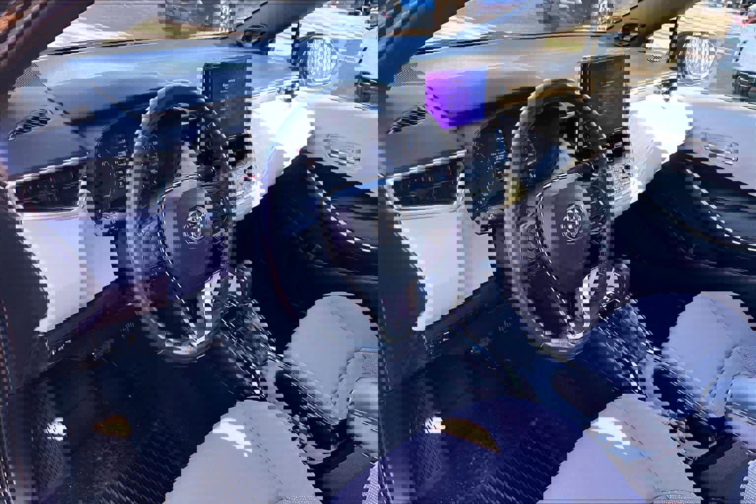 Certified 2023 Toyota Corolla SE w/ SE Premium Package image 17