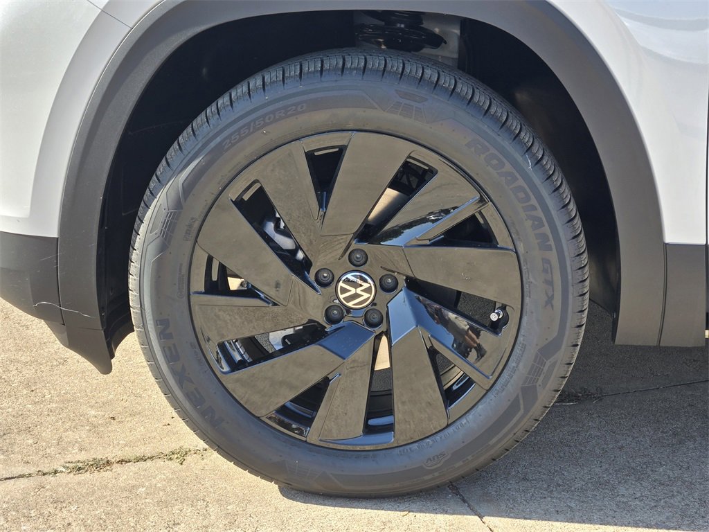 New 2026 Volkswagen Atlas SE image 10