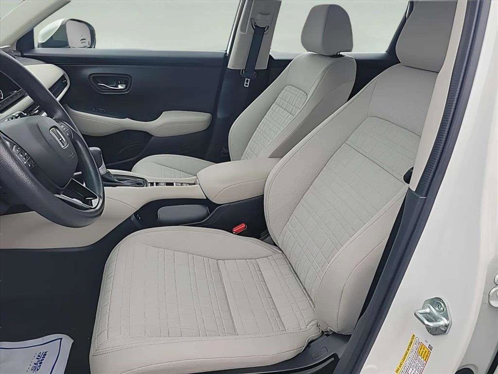 Used 2024 Honda HR-V LX image 13