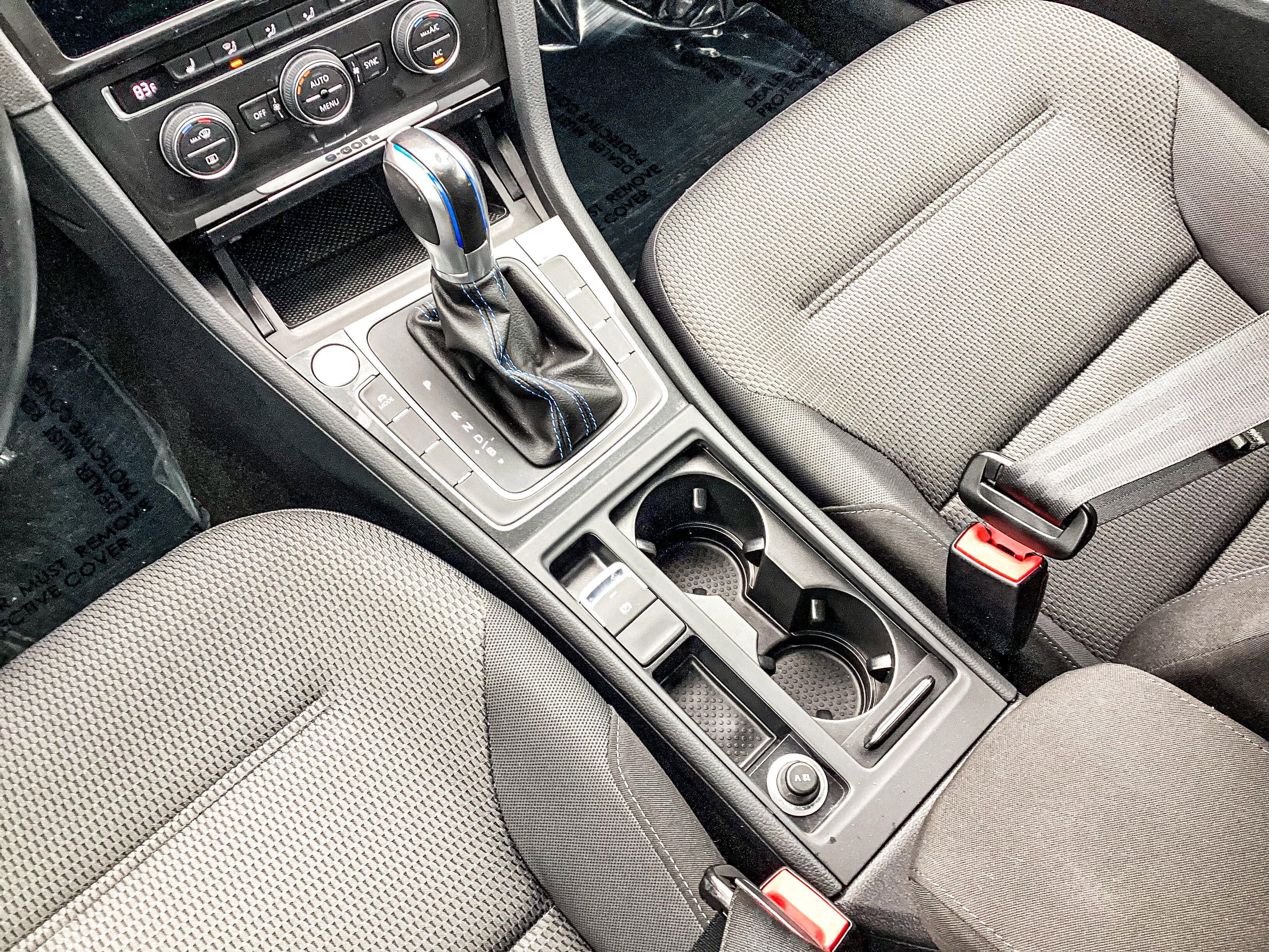 Used 2019 Volkswagen e-Golf SE w/ Driver Assistance Package image 20