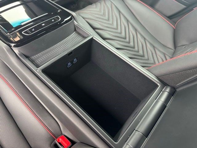 Used 2025 Genesis G80 3.5T Sport AWD/4WD image 29