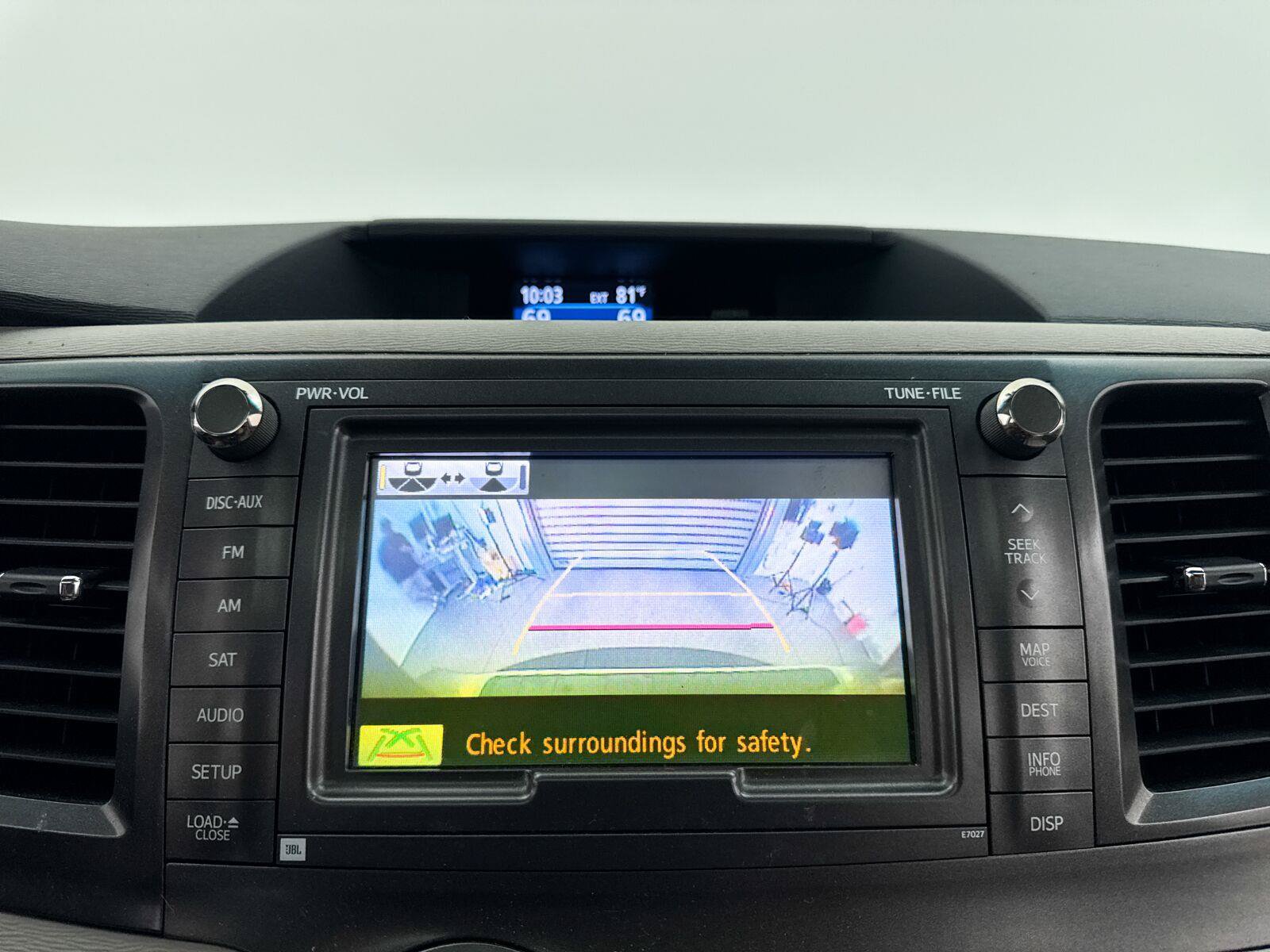 Used 2012 Toyota Sienna Limited w/ Premium Pkg FWD image 19