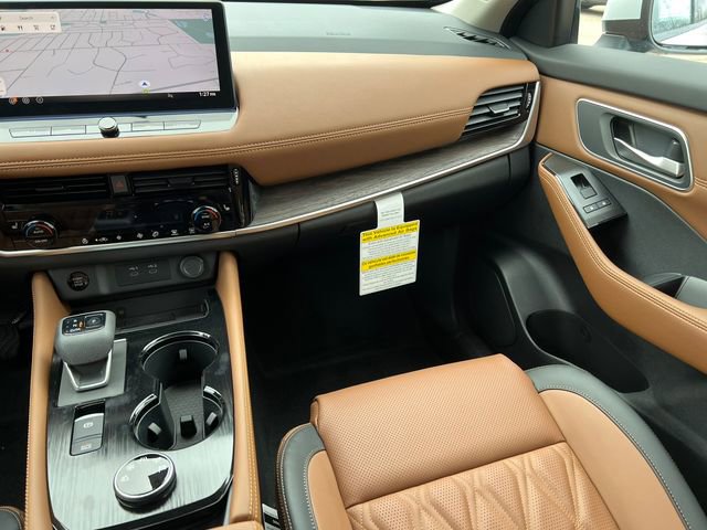 New 2026 Nissan Rogue Platinum image 31