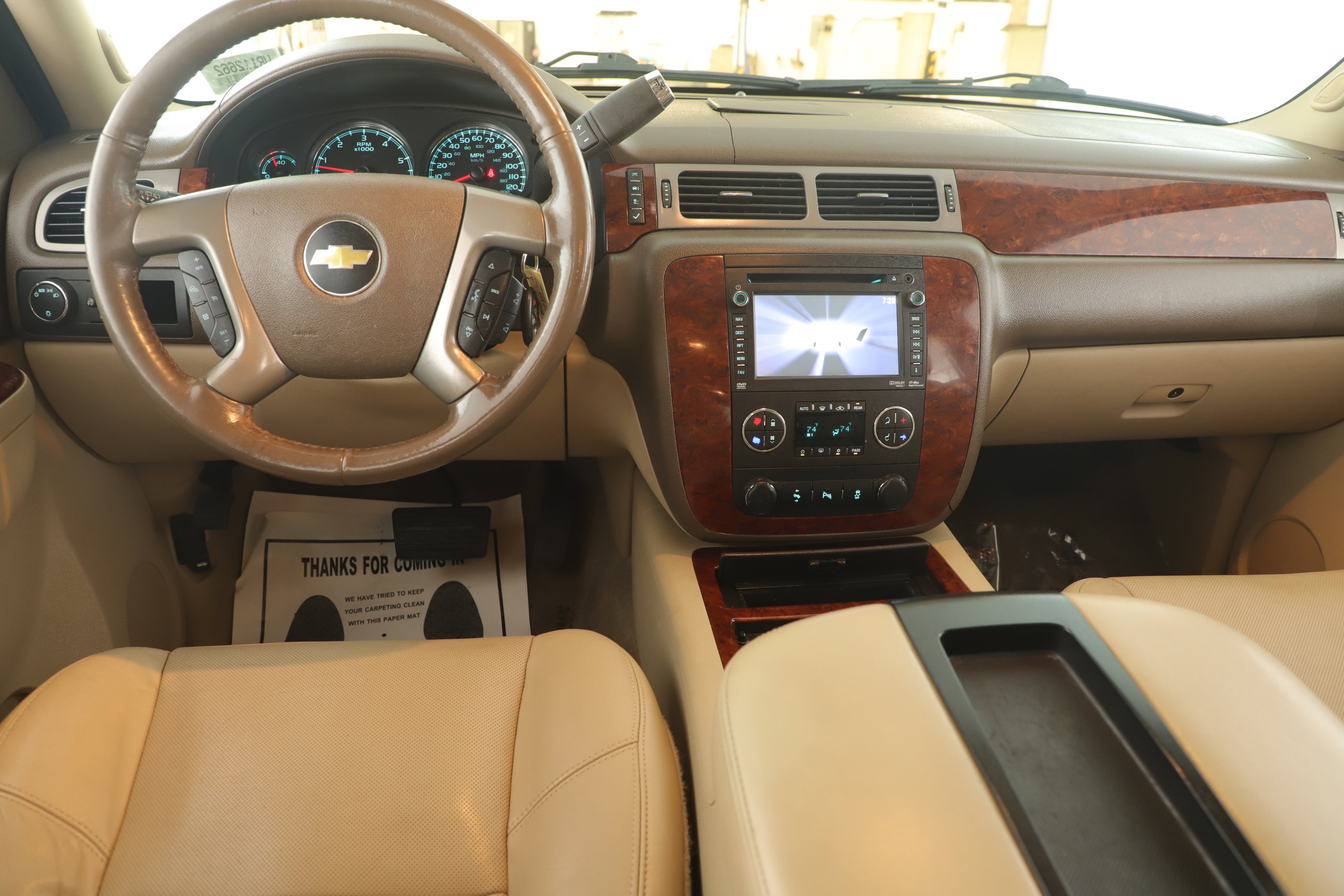 Used 2013 Chevrolet Suburban LTZ image 20