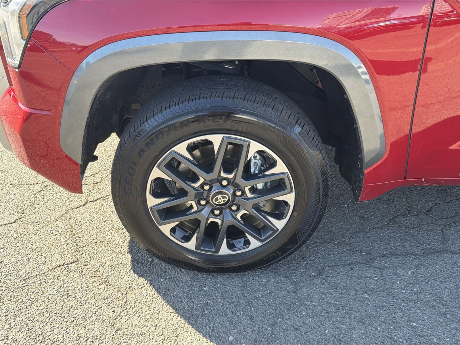 Used 2025 Toyota Tundra Limited image 12