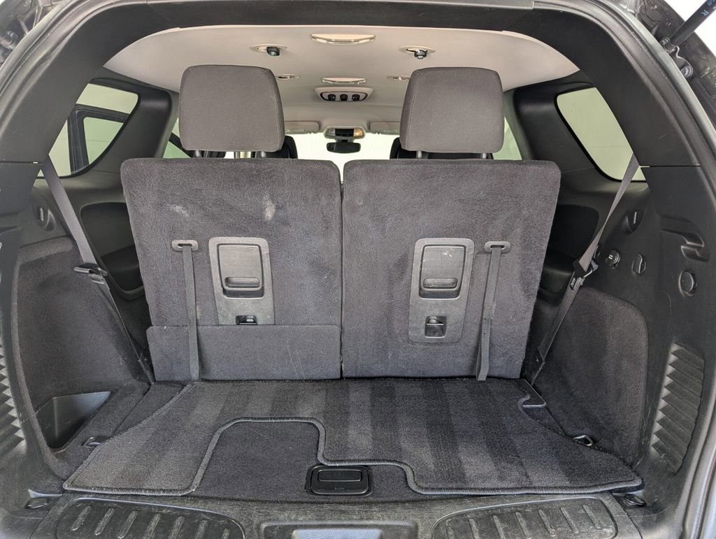Used 2018 Dodge Durango SXT w/ 3rd Row Seating Group image 28