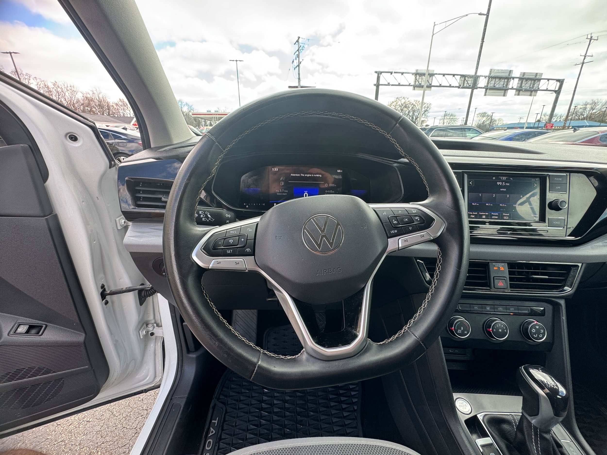 Used 2022 Volkswagen Taos S w/ IQ Drive S Package FWD image 9
