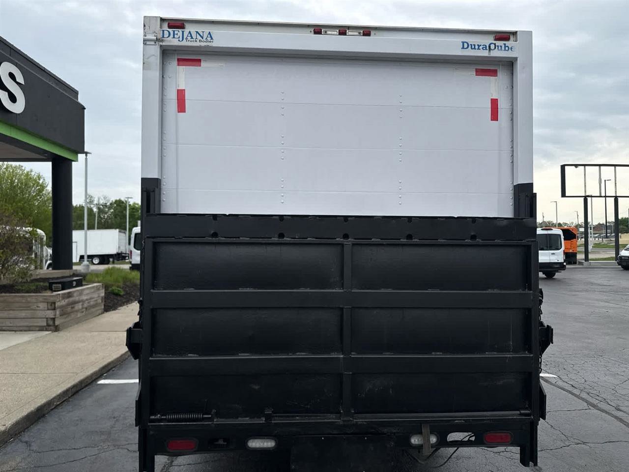 Used 2018 Ford E-350 and Econoline 350 Super Duty w/ Power Windows & Locks Group RWD image 8